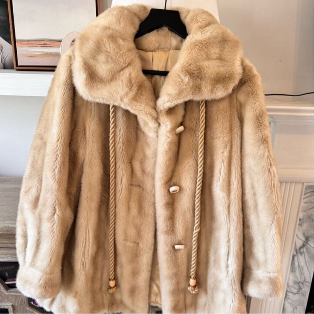 VTG Grandella Styled by Sportowne II Faux Fur Coat Women’s Size 8